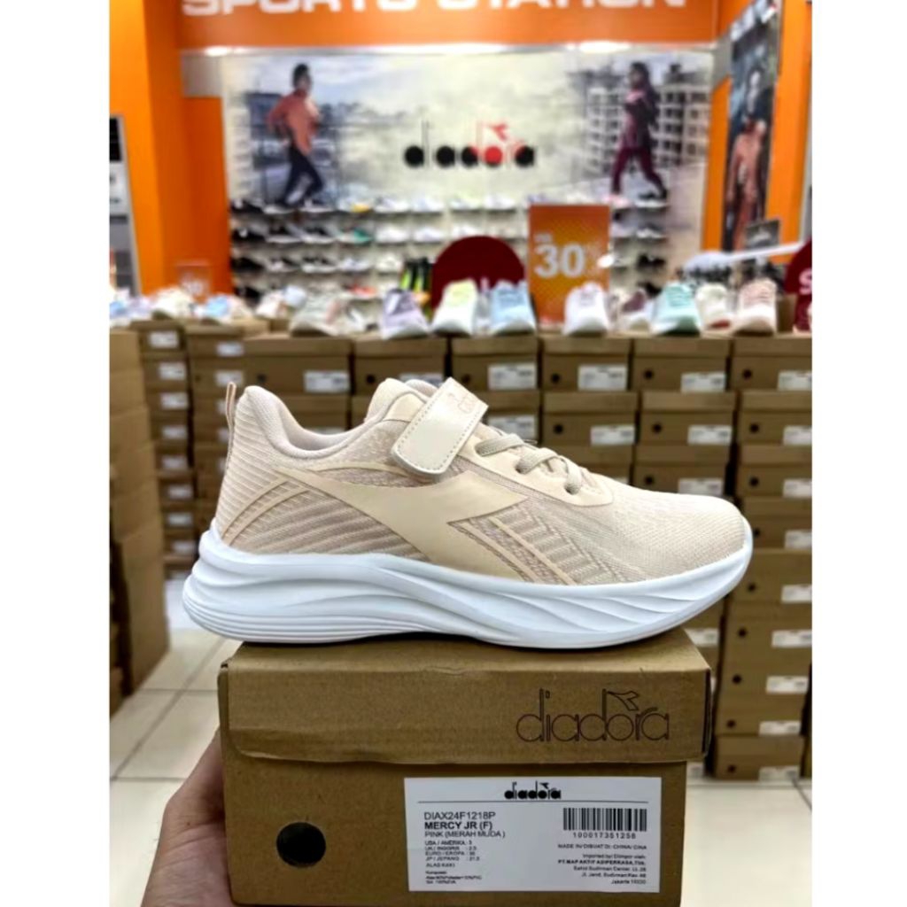 Diadora MERCY JR shoes original