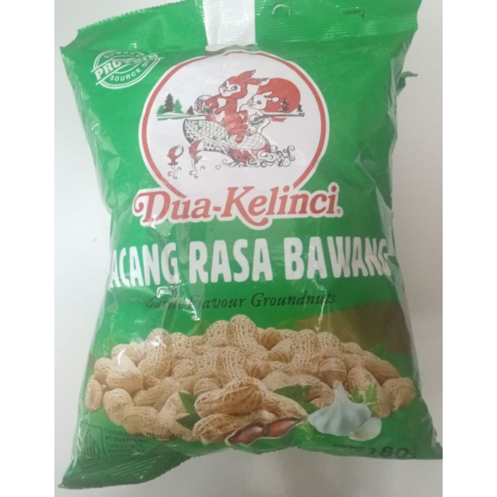 DUA KELINCI KACANG KULIT RASA BAWANG 180GR