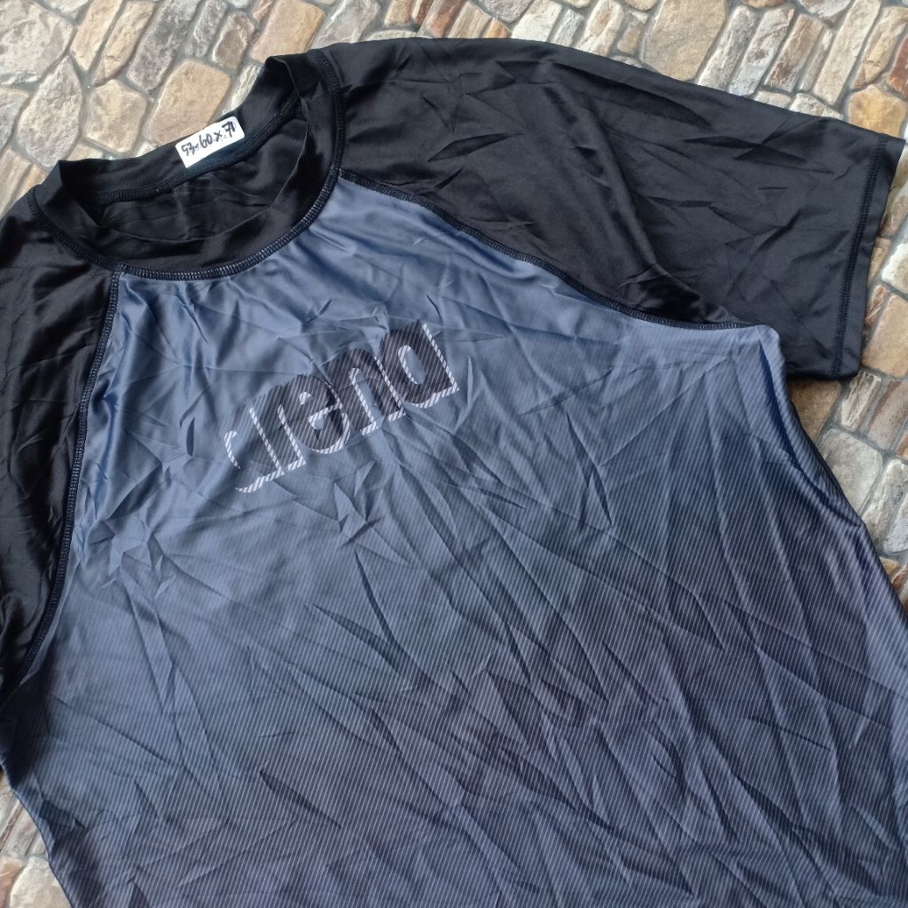 Rahsguard Arena original branded preloved, Kaos olahraga pria bahan Jersey