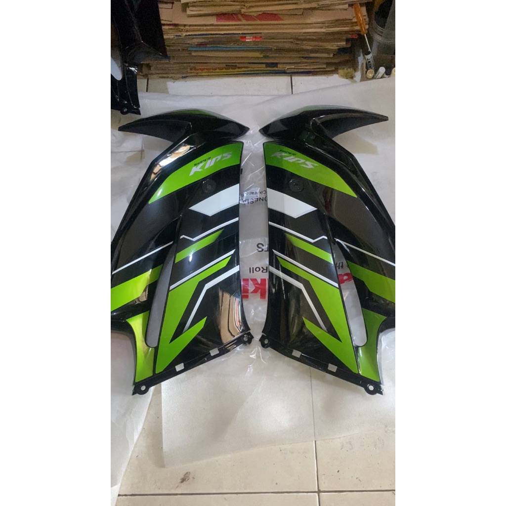 Sepasang Fairing sayap Ninja RR New 2015 hijau ijo rr new stiker