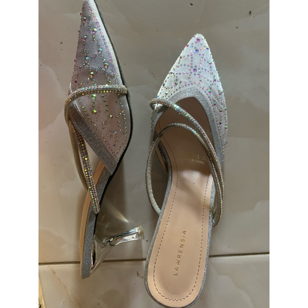 Preloved Heels Lawrensia