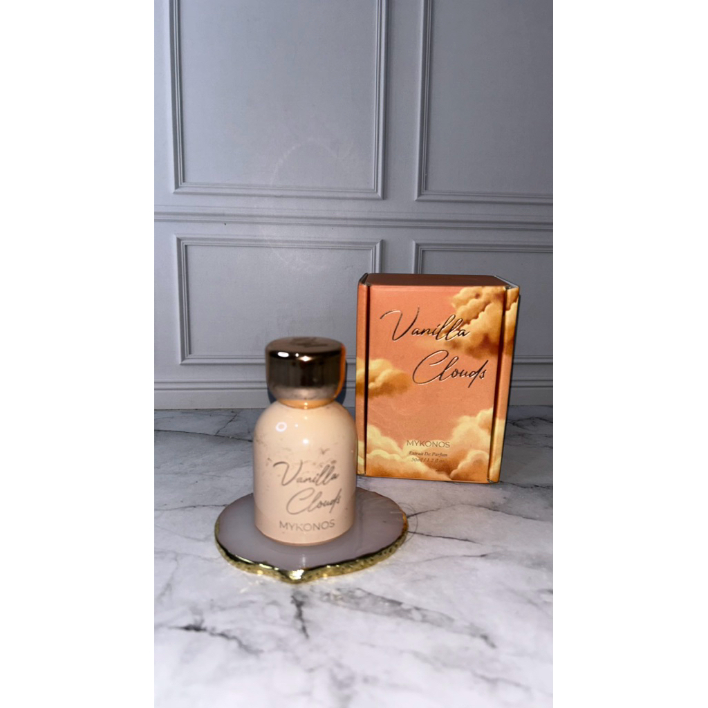 Preloved Mykonos Vanilla Clouds