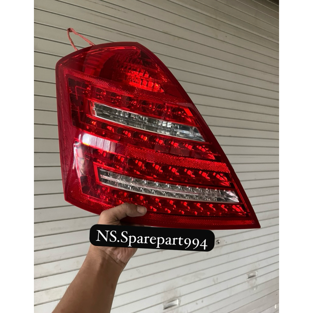 stoplamp lampu belakang mercy w221 s500 s350 facelift