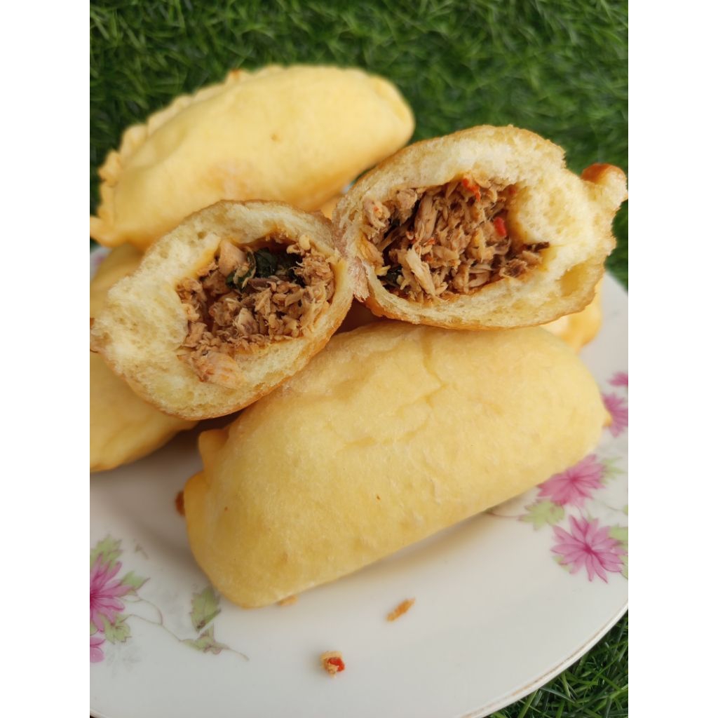 Panada isi ikan cakalang pedas