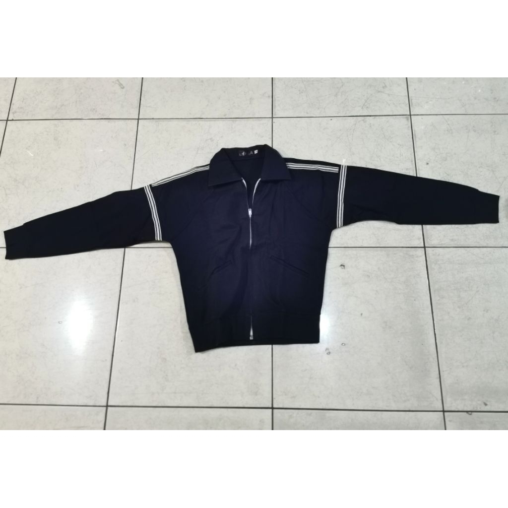 Jaket olahraga katun UK S