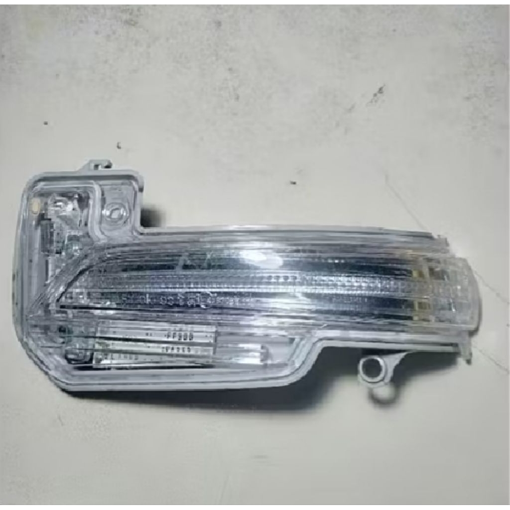 Lampu sen spion INNOVA original