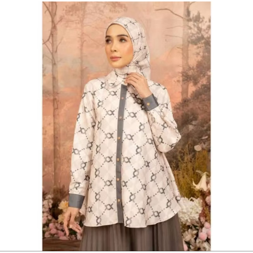 calya shirt Wearing klamby