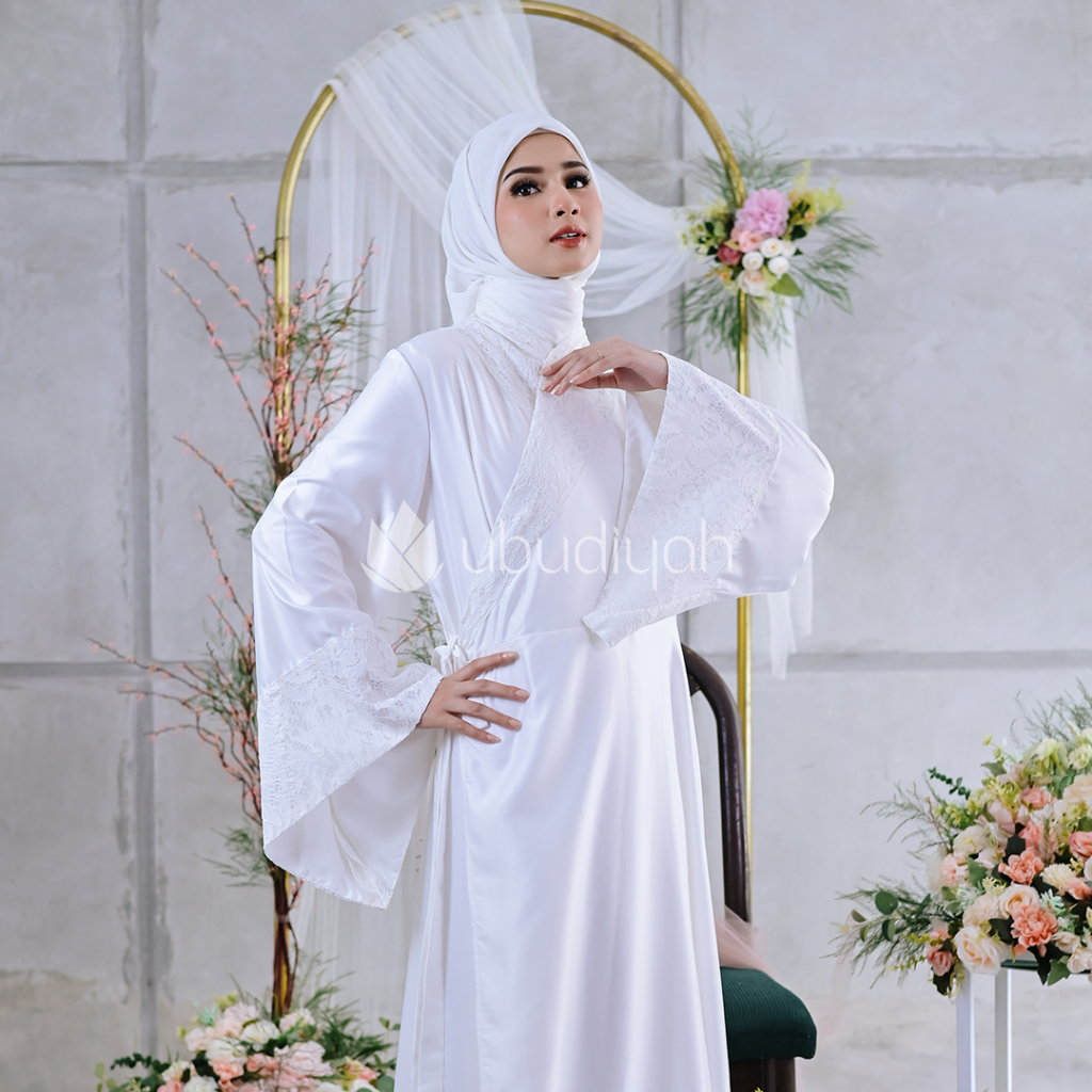 Dara Robes - Bridal Robe - Kimono Bride Robe - Bride Robe untuk Berhijab - Hijab Friendly