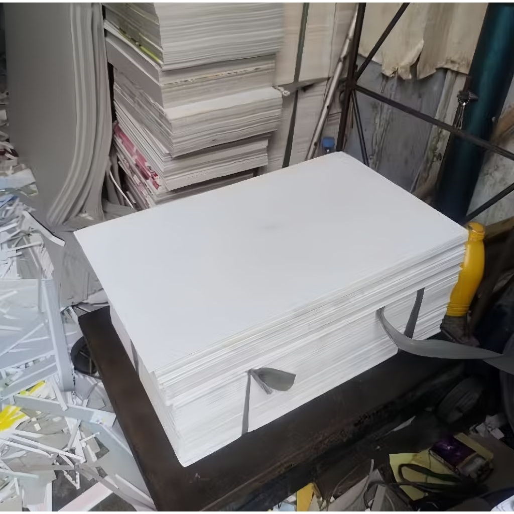 1 kg karton tatakan mainan duplex 30x50 kertas bekas gagal cetak