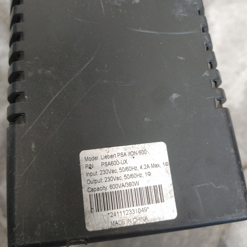 UPS EMERSON LIBERT 600VA 360W tanpa baterai