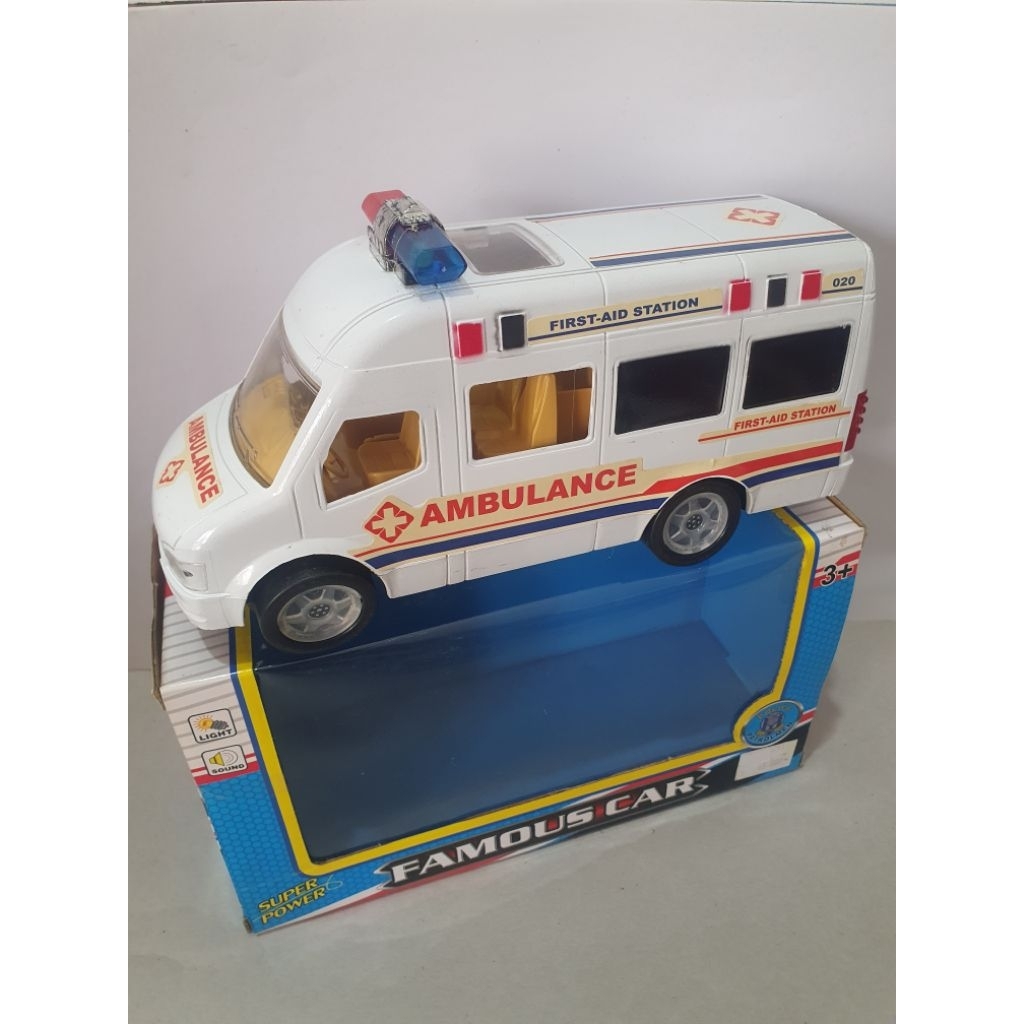 FAMOUS CAR ( light & sound )