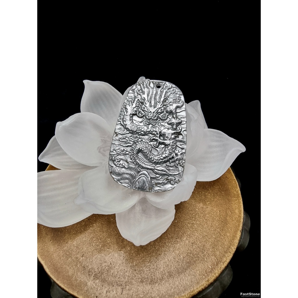 Liontin Besi Langit Altay XinJiang Meteorite Ukiran Dragon 40mm A042