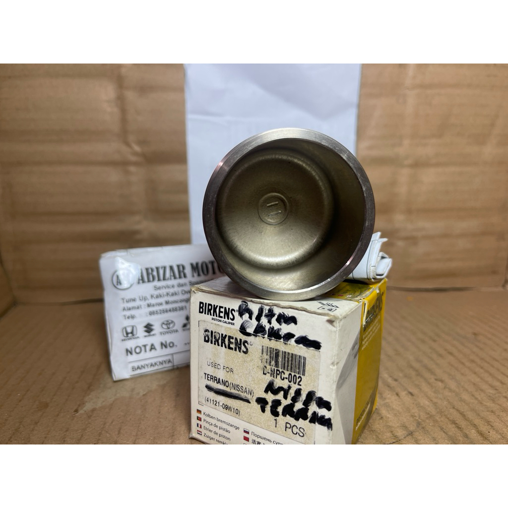 Piston caliper TERRANO(NISSAN)