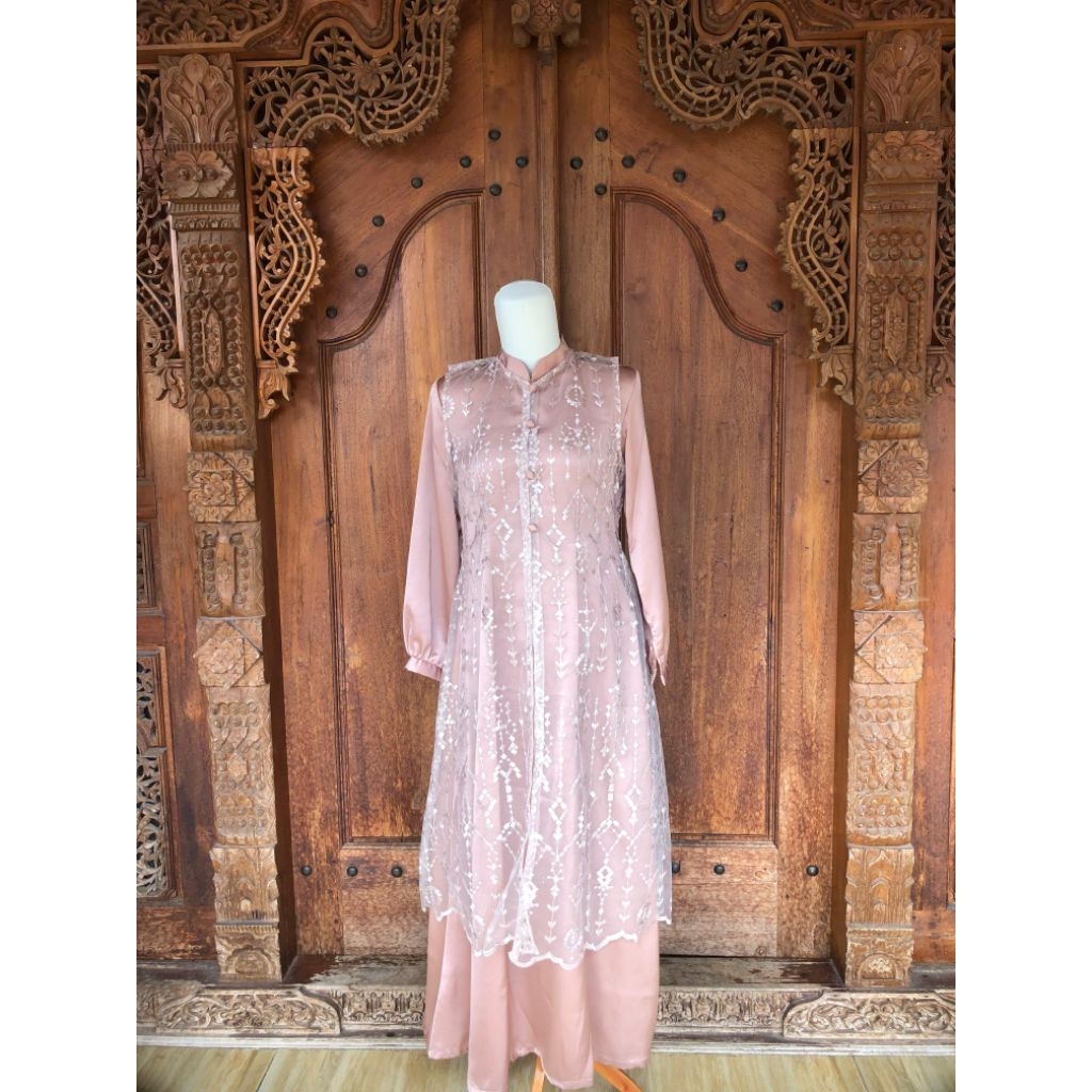 gaun//gamis + outer brokat