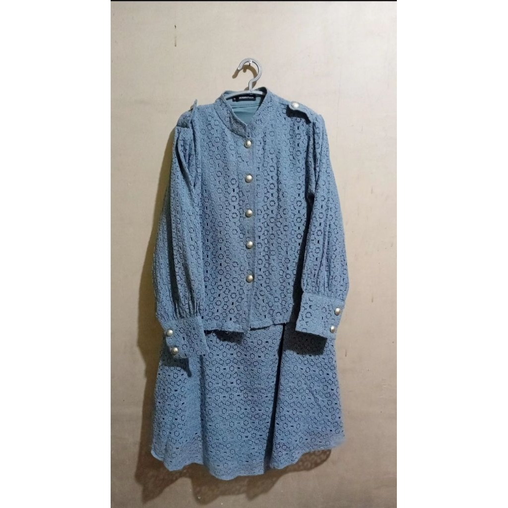 One set SusanHuda biru muda
