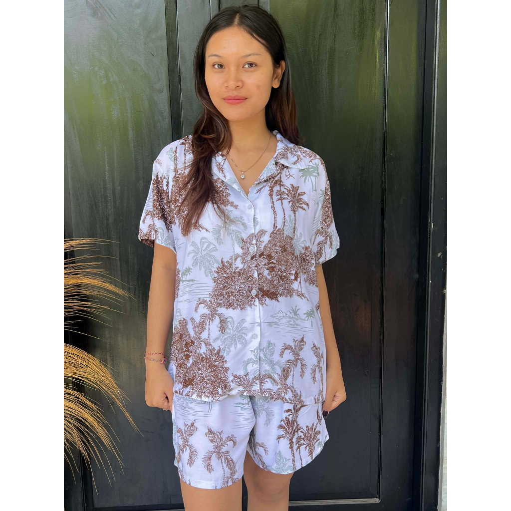 One set Pyama sultan  Setelan  rayon kameja celana pendek  1 set baju santai wanita Motif Viral harg