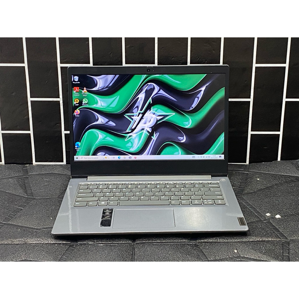 Laptop Lenovo ideapad Slim 3 Processor AMD 3020e Ram 4GB SSD 256GB