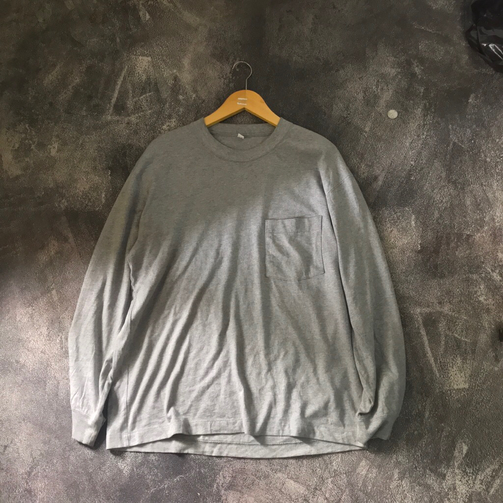 Longsleeve Uniqlo Pocket basic