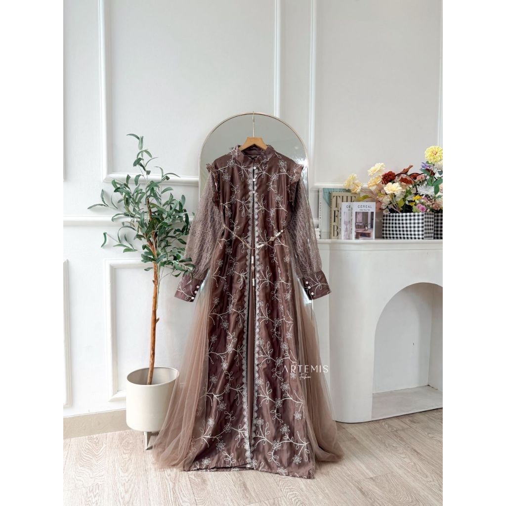 ARTEMIS FASHION - VALENIA ZEVANA MAXI DRESS