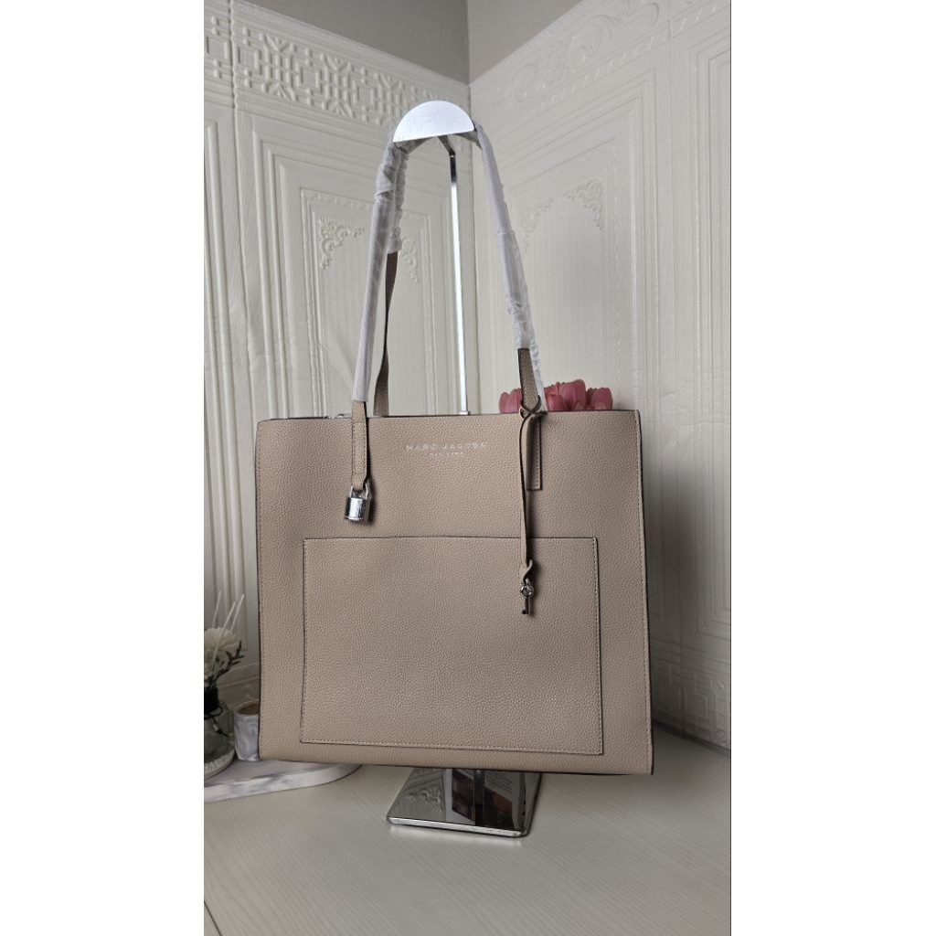 MJ Grind Tote bag in Khaki Genuine Leather