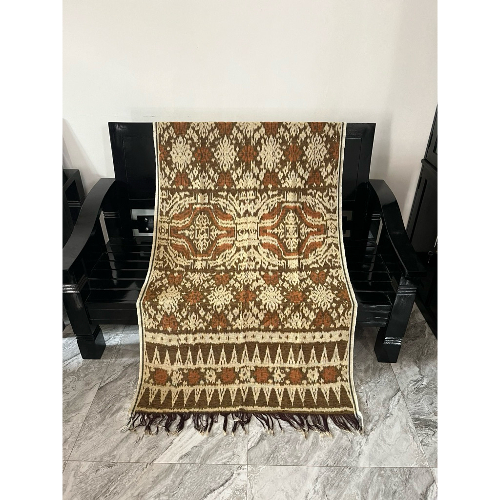 Saput bali tenun blanket