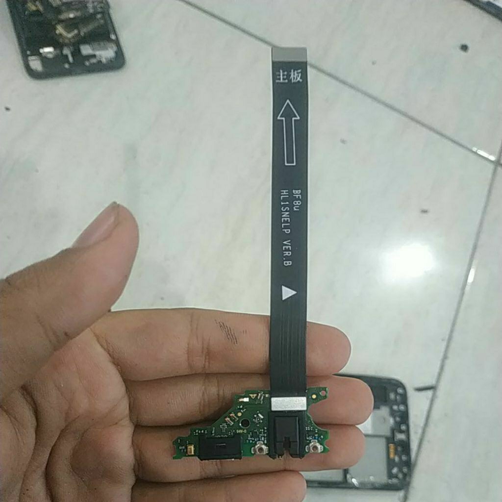 board cas bekas huawei nova 3i tanpa kabel antena