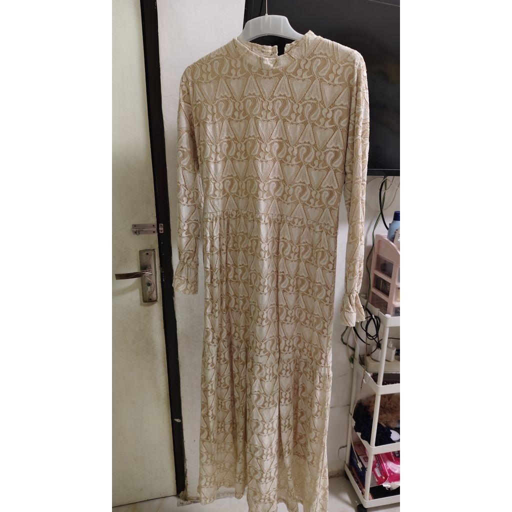 Preloved gamis brokat