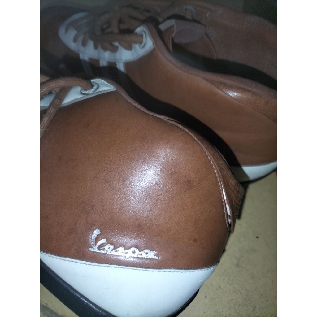 buat yang punya motor vespa...nih sepatu adidas berapa, sepatu Adidas VESPA  ori  bekas ukuran 44 2/
