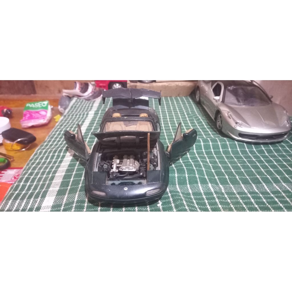 diecast skala 18 mazda miata brend gate costom jada toys
