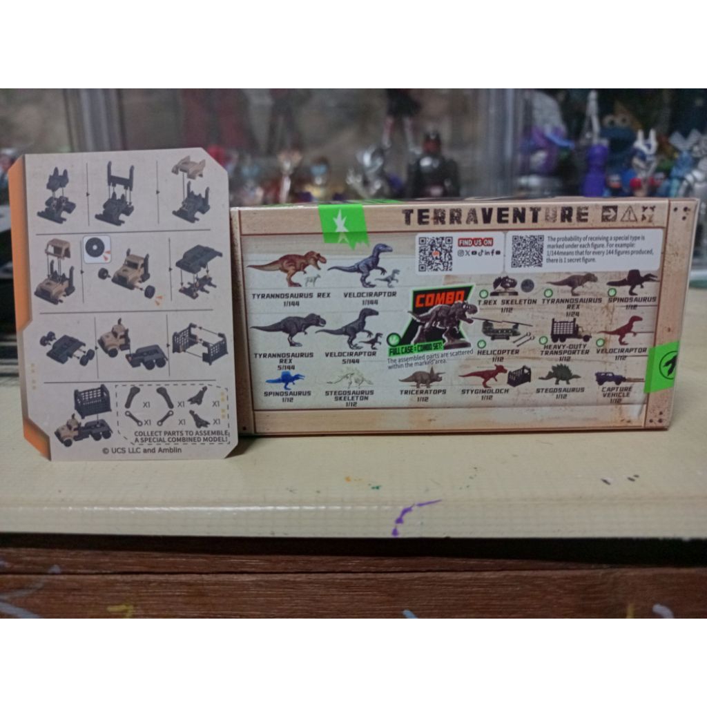 Blokees Terraventure - Heavy Duty Transporter & part fosil T-rex.