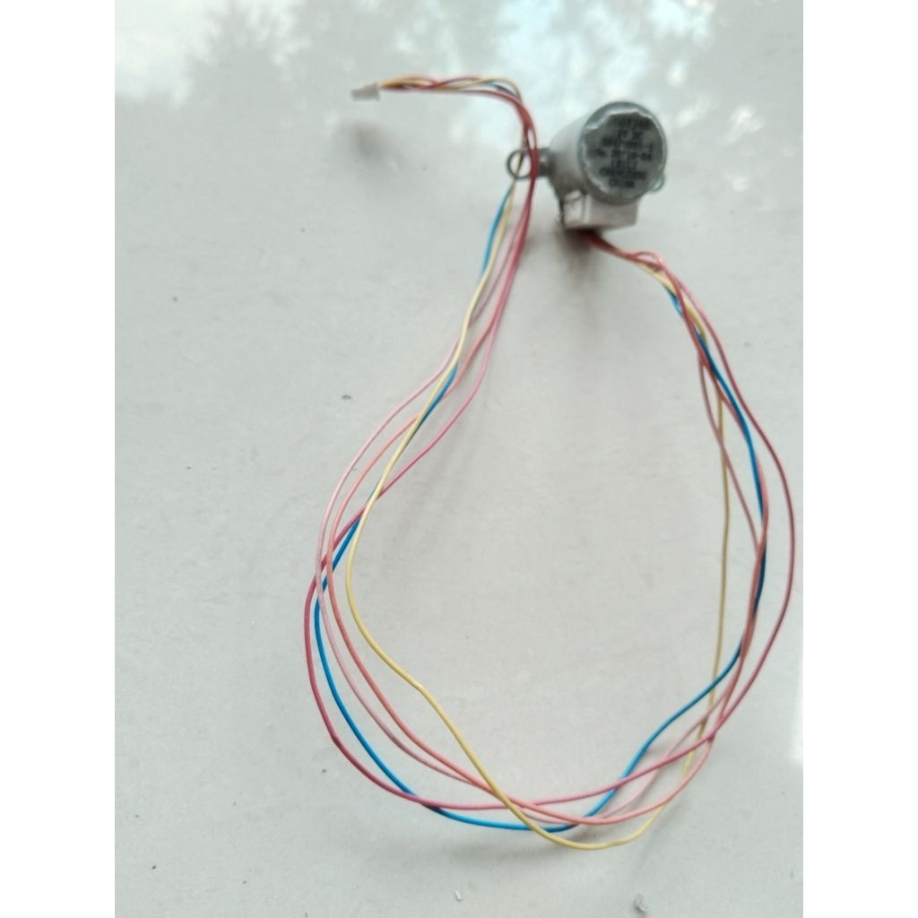 DINAMO MOTOR SWING AC  DAIKIN SERI FTK / MOTOR SWING INDOOR AC DAIKIN ORIGINAL / INI SEKEN YA BUKAN 