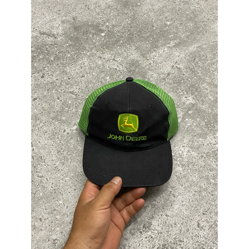 John deere trucker hat size osfa