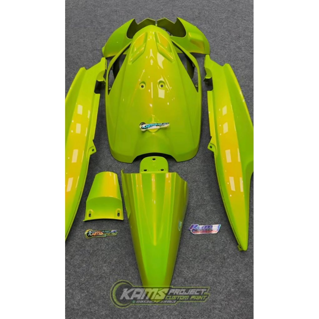 Cat Olive Green Crystal