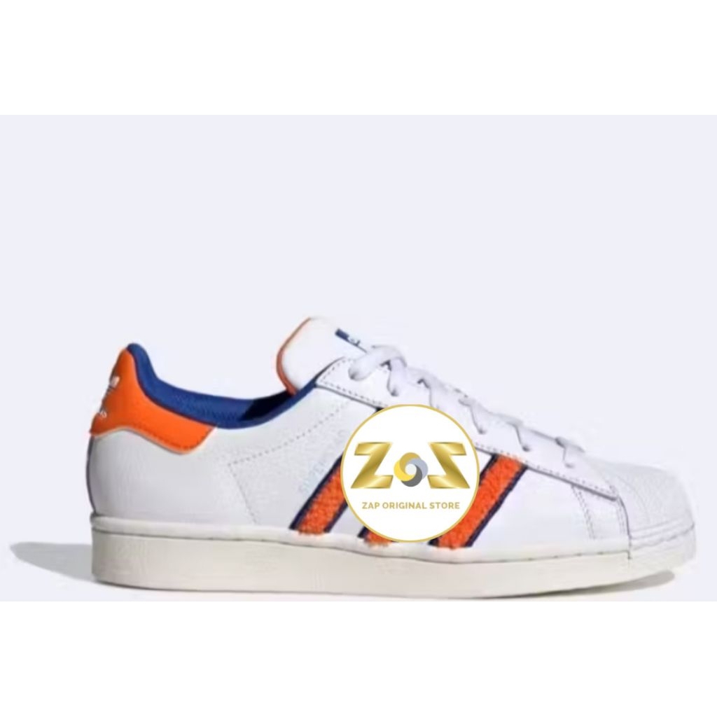 Sepatu  Sneaker wanita IF7610