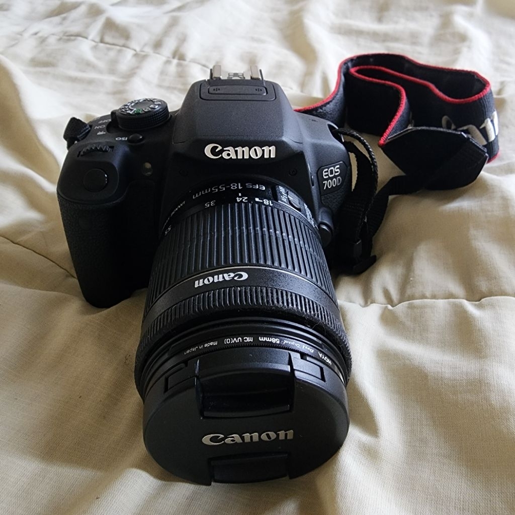 Canon EOS 700D Kamera DSLR
