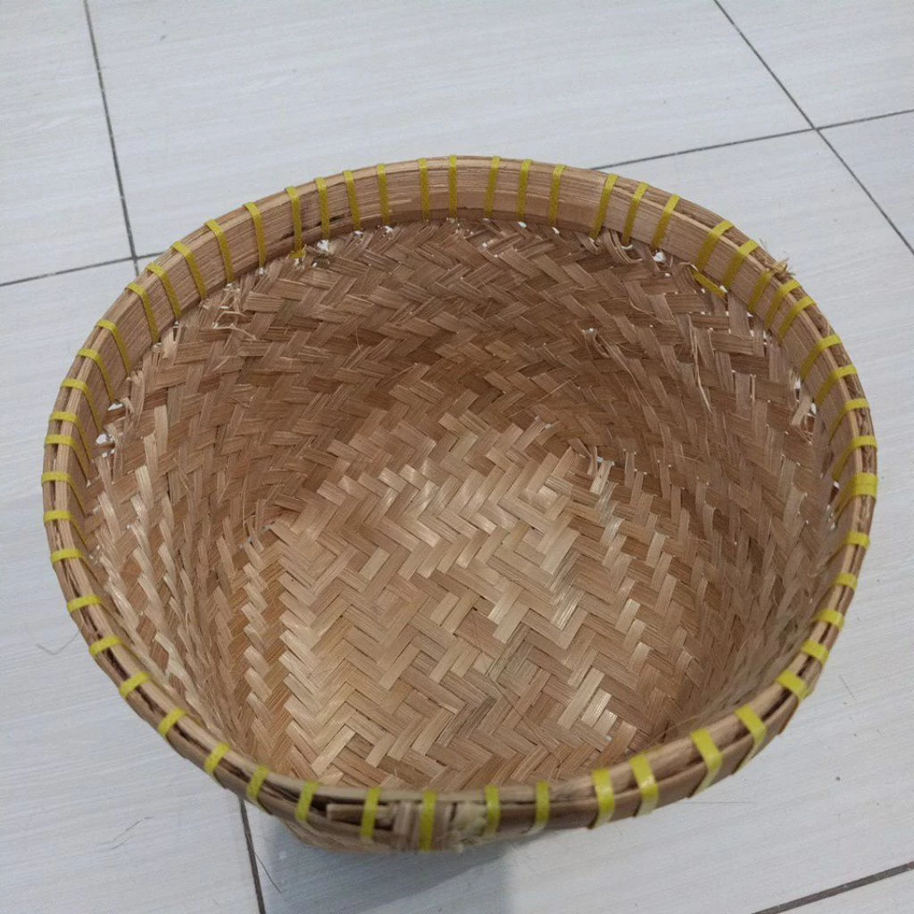 Perlengkapan Rumah Tempat Penyimpanan Makanan Tumbu Bambu Bakul Anyaman Bambu