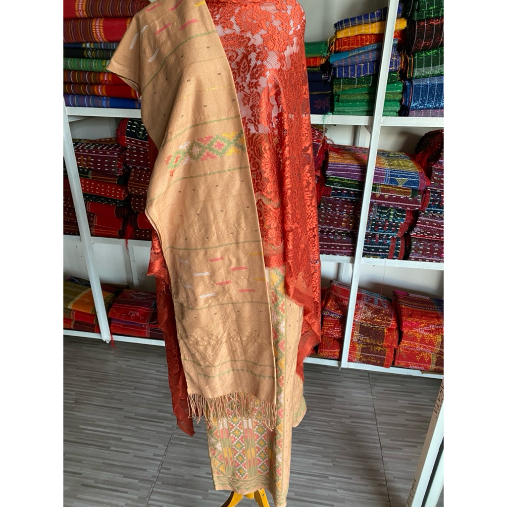 ULOS SONGKET TENUN SIPIROK