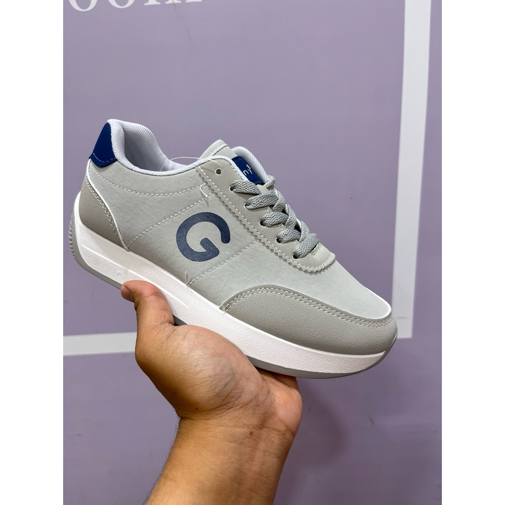 Sneakers Genny