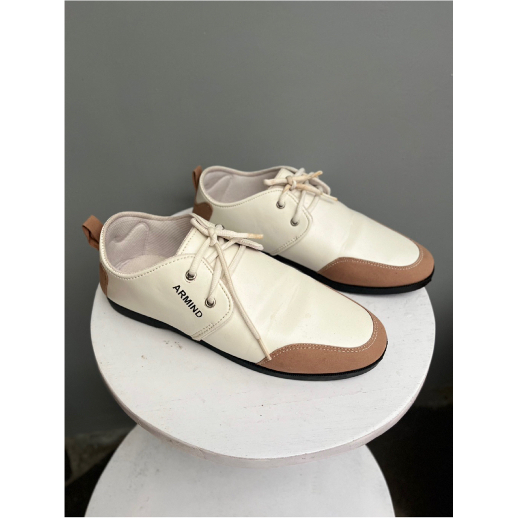 PRELOVED SEPATU CASUAL  PRIA PRELOVED SEPATU KERJA PRIA