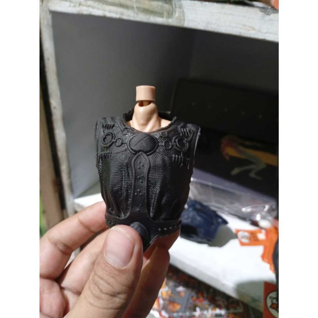 Vest Death Dealer untuk Kitbash Action Figure Muff Toys Notaman Shf NWToys Vtoys Romankey Marvel Leg