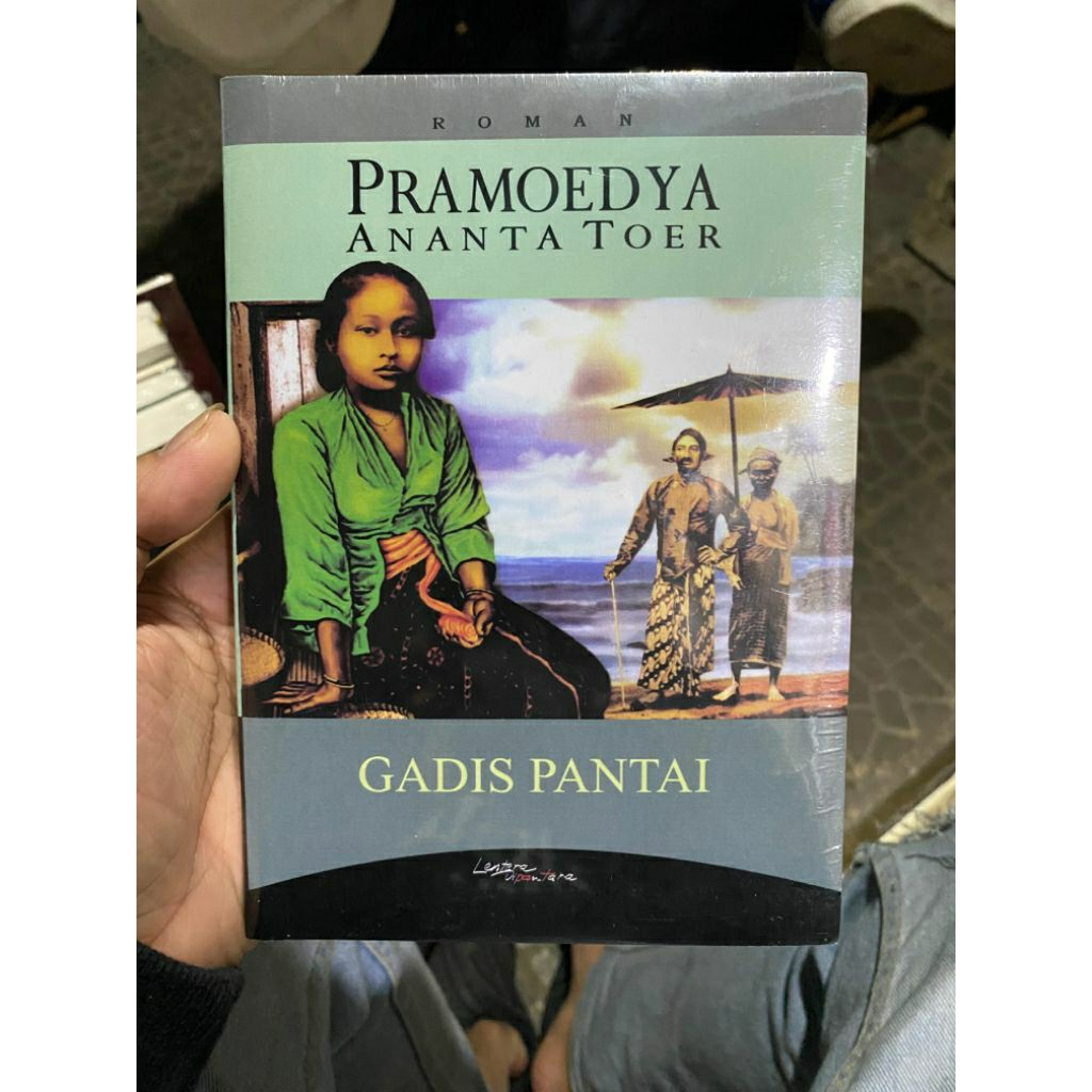 Buku Gadis Pantai (Pramoedya Ananta Toer)