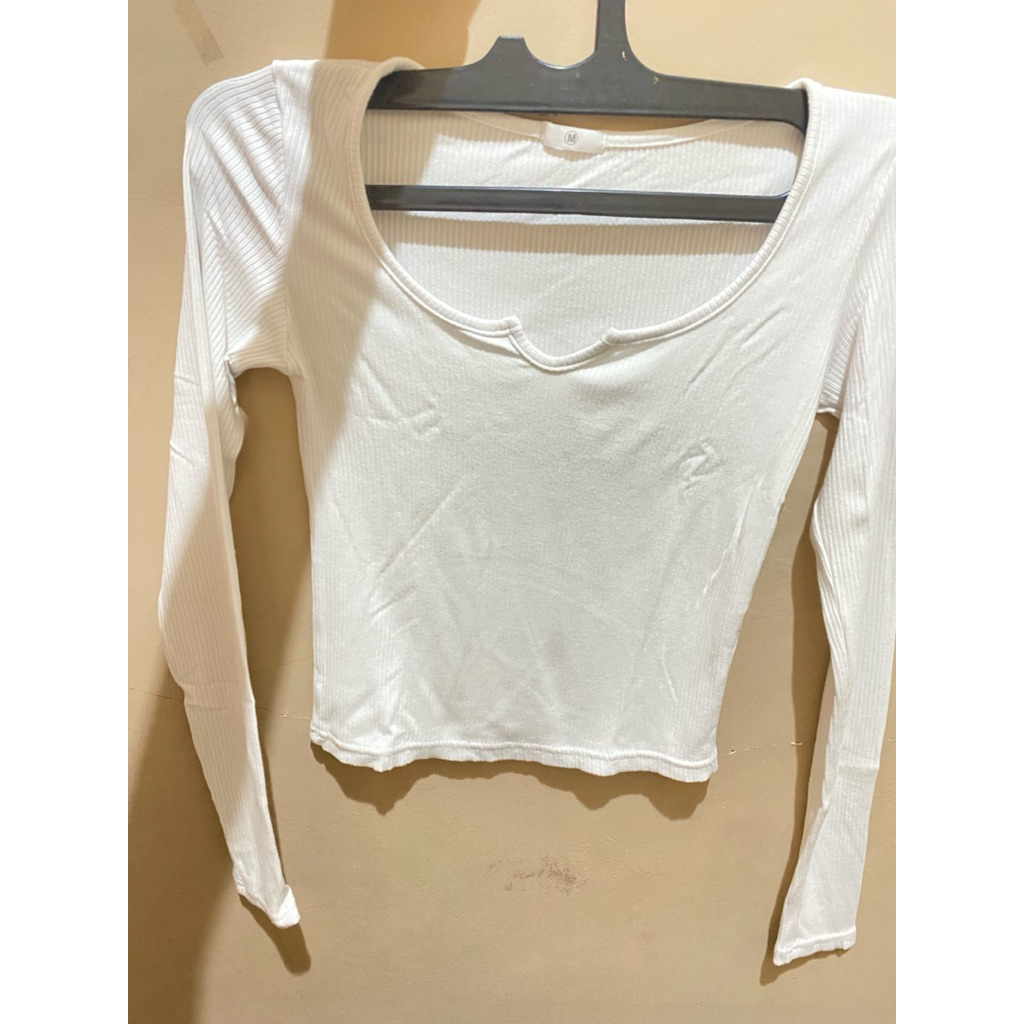 (PRELOVED) Long Sleeve Crop Top Square Neck