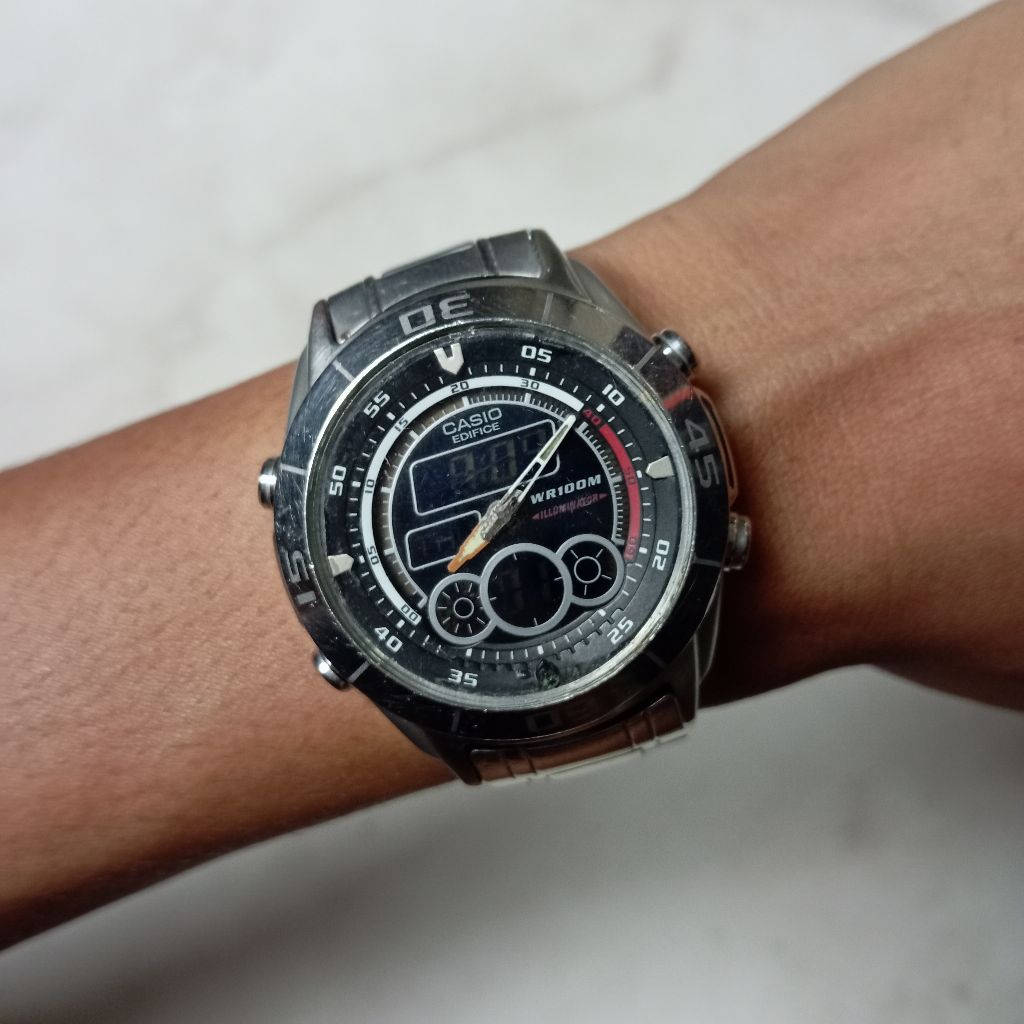 Jam Tangan Casio EFA 115 Edifice Pria Wanita Second Bekas