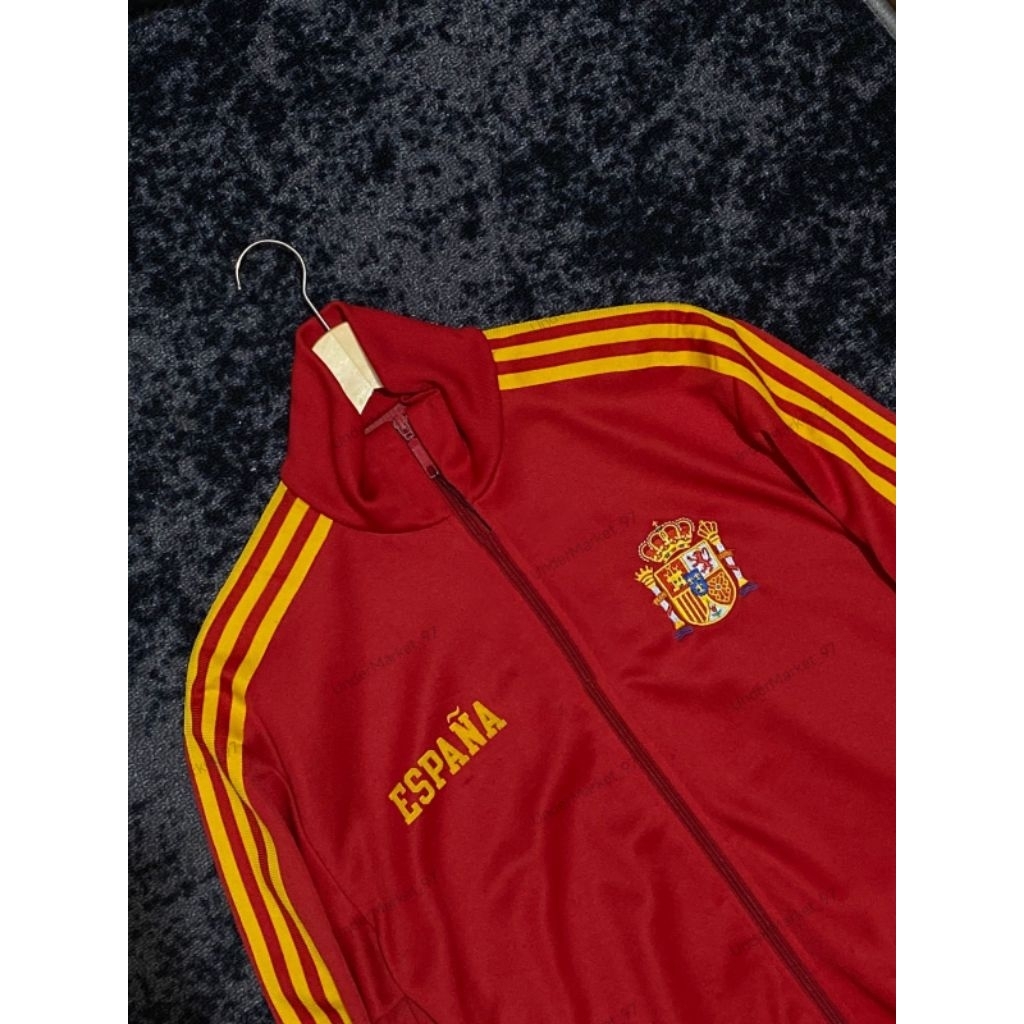 (Preloved) Vintage Adidas FIFA World Cup Espana