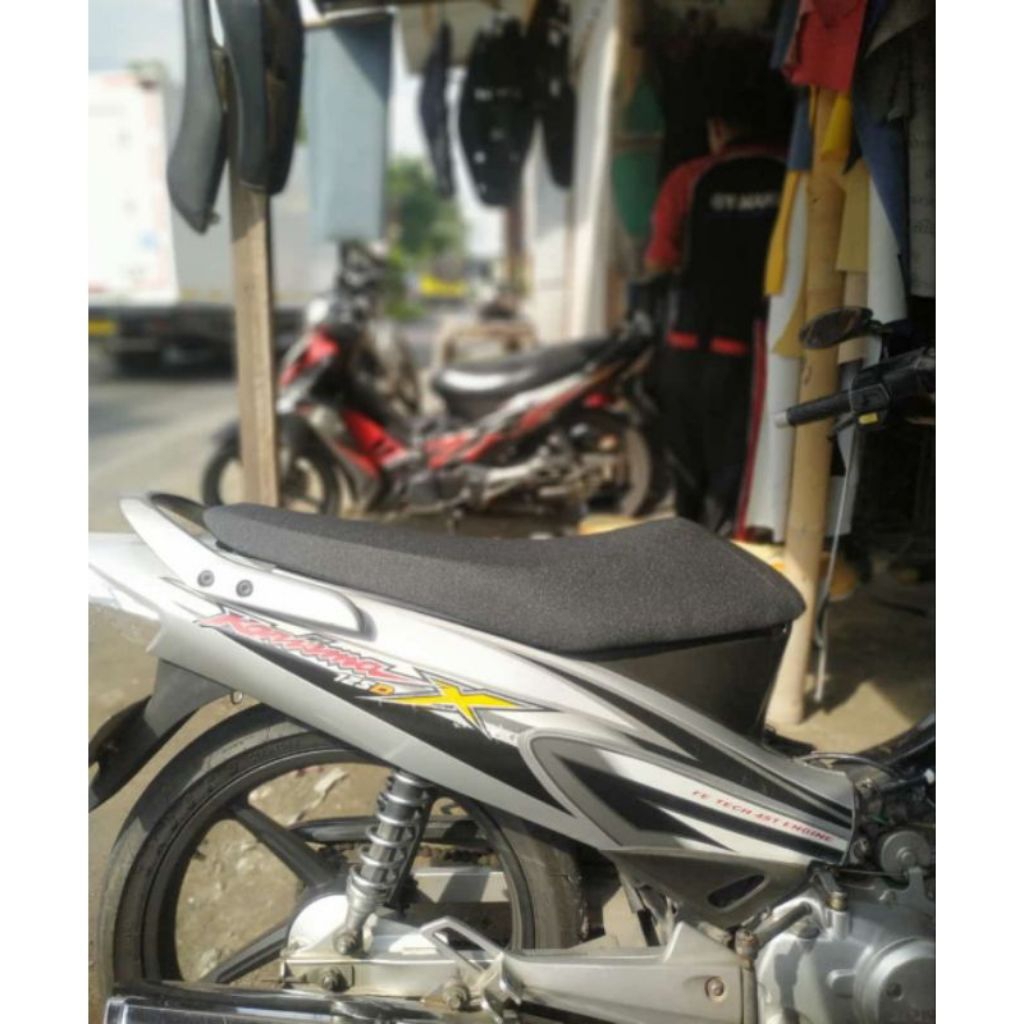 JOK KARISMA X 125 ROADRACE AMPLAS POLOS-jok karisma roadrace