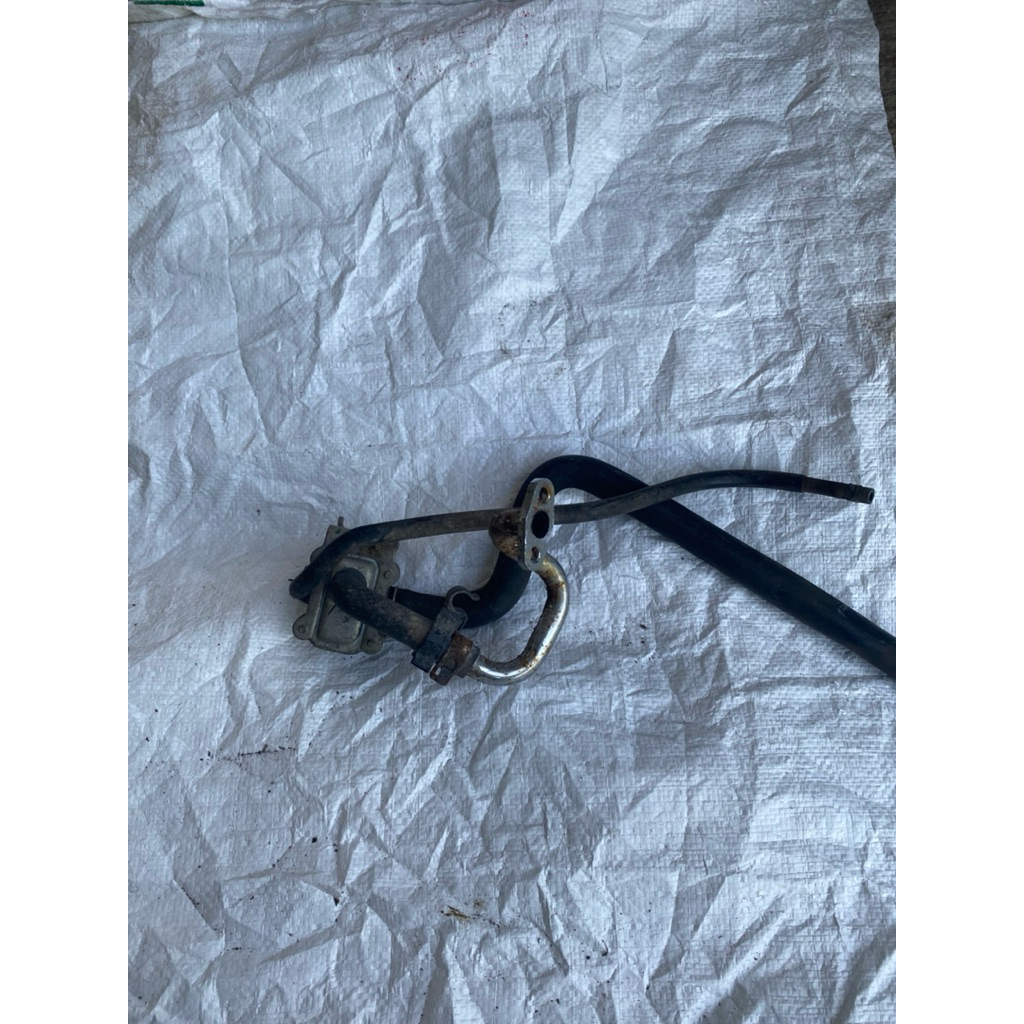 emisi ais set selang tinggal pasang yamaha Byson karbu 45P original lepasan copotan motor