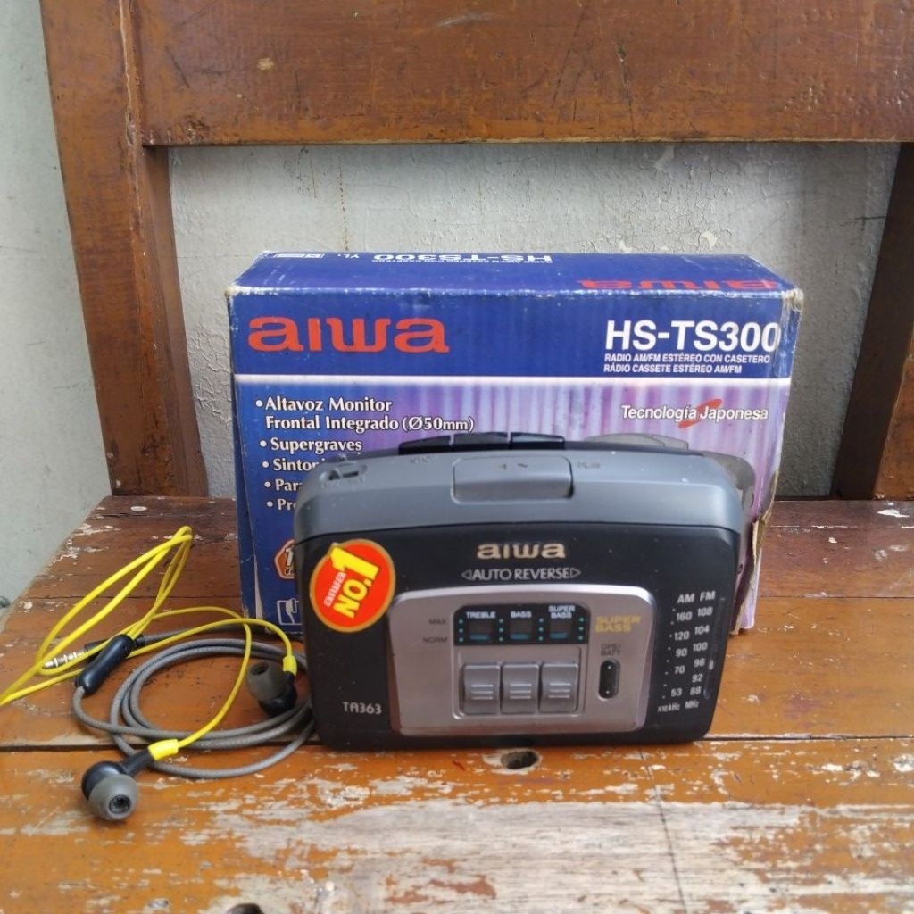 WALKMAN AIWA JADUL JAPAN
