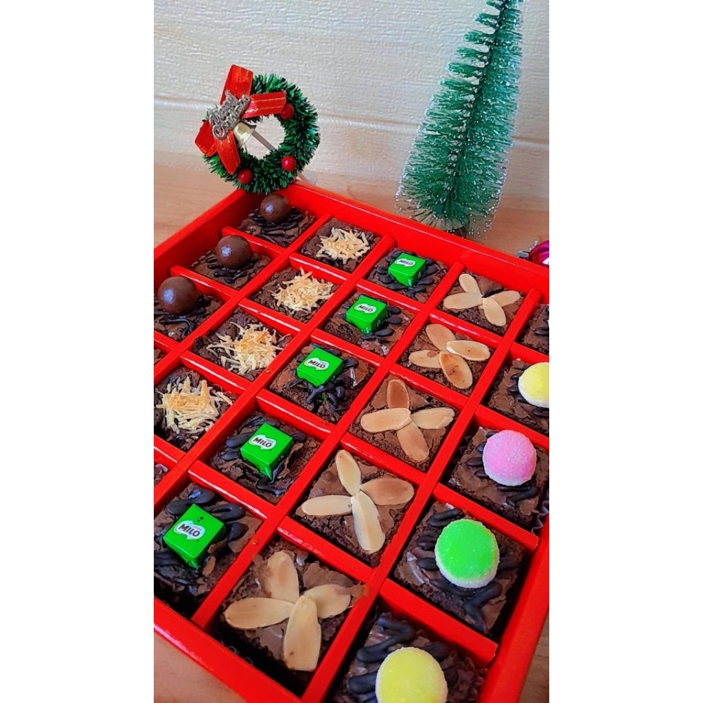 Hampers Brownies Sekat 21x21cm (Bandung)