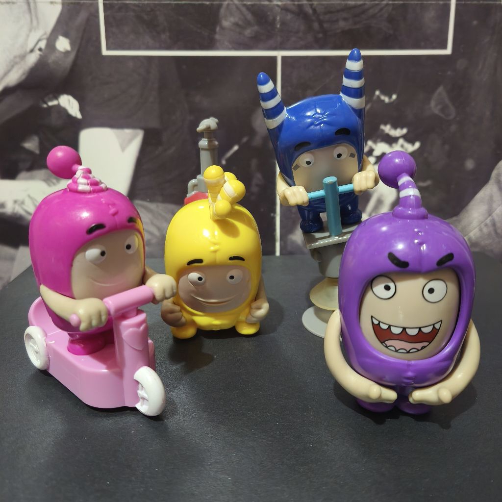 Mainan Chaki Meal KFC Oddbods Original