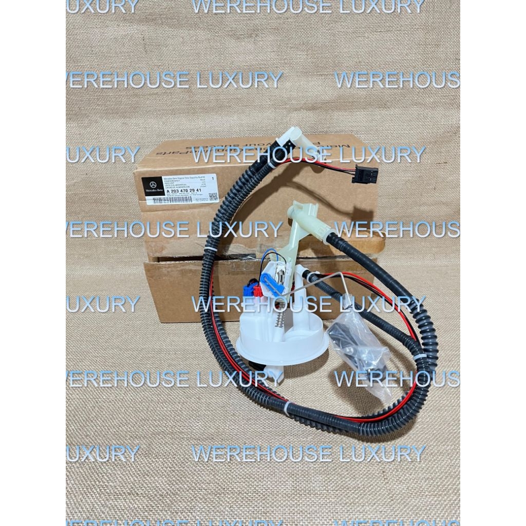 FUEL PUMP MERCEDES-BENZ W203 W209 SOKET PIN 4 PN A2034702941